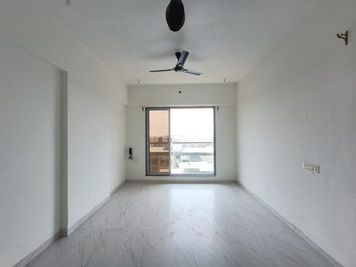 3 BHK 1200 Sqft Flat for sale at Borivali West, Mumbai Property ID