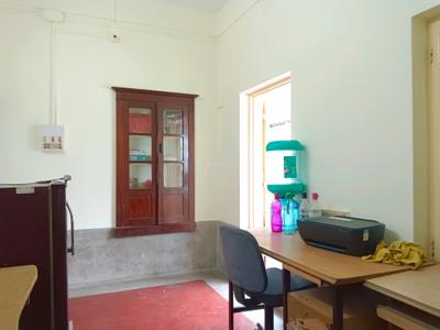Bedroom Image of 1200 Sq.ft 2 BHK Builder Floor for sale in Kalighat Kolkata for Rs. 9000000