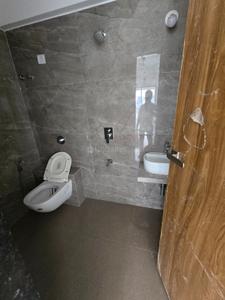 Image of 825 Sq.ft 2 BHK Apartment / Flat for sale in Kandivali East, Mumbai for Rs. 21000000