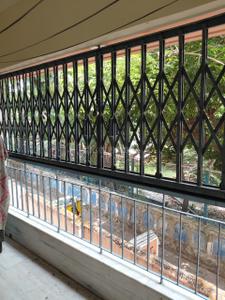 Balcony Image of 1250 Sq.ft 3 BHK Apartment / Flat for sale in Moore Avenue Apartment, Ashok Nagar Kolkata for Rs. 10900000