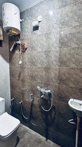 Bathroom Image of 675 Sq.ft 2 BHK Studio for rent in Mahavir Enclave New Delhi for Rs. 24000