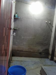 Bathroom Image of 850 Sq.ft 3 BHK Apartment / Flat for sale in Topsia Kolkata for Rs. 1800000