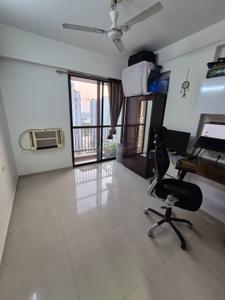 Hall Image of 1705 Sq.ft 3 BHK Apartment / Flat for rent in Darshanam Central Park, Sayajiganj Vadodara for Rs. 33000
