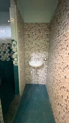 Bathroom Image of 700 Sq.ft 2 BHK Builder Floor for rent in Tajpur Varanasi for Rs. 14000