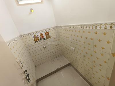 Image of 2313 Sq.ft 2.5 BHK Apartment / Flat for rent in Gayathri Mansoin, Kavadiguda, Hyderabad for Rs. 28012