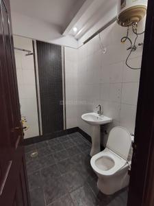 Bathroom Image of 1650 Sq.ft 3 BHK Apartment / Flat for sale in Vasundhara Ghaziabad for Rs. 16250000