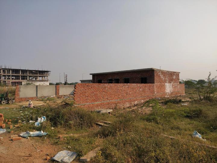 Sector 18 Greater Noida, Yeida Main Image 1