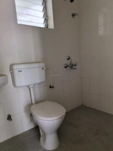 Common Bathroom Image of 901 Sq.ft 3 BHK Apartment / Flat for sale in Shapoorji Pallonji Shukhobrishti Spandan Phase 9 , New Town Kolkata for Rs. 5800000