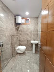 Bedroom Image of 1050 Sq.ft 3 BHK Builder Floor for sale in Govindpuri New Delhi for Rs. 9000000