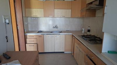Kitchen Image of 1000 Sq.ft 2 BHK Apartment / Flat for sale in Khar West Mumbai for Rs. 45000000