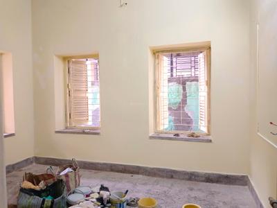 Bedroom Image of 750 Sq.ft 2 BHK Builder Floor for rent in Jodhpur Park Kolkata for Rs. 12000