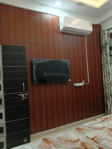 Bedroom Image of 720 Sq.ft 2 BHK Builder Floor for rent in Sector 19 Dwarka New Delhi for Rs. 30000