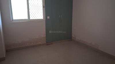 Bedroom Image of 945 Sq.ft 2.5 BHK Apartment / Flat for rent in NBCC Golf Homes, Noida Extension Greater Noida for Rs. 20000