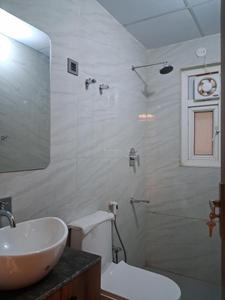 Common Bathroom Image of 1400 Sq.ft 3 BHK Apartment / Flat for sale in Ayati Aadya Homes by Ayati Developers, Sector 74 Noida for Rs. 5600000