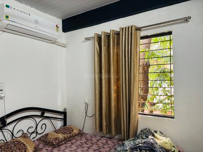 Bedroom Image of Mumbai pg room in Andheri West, Mumbai