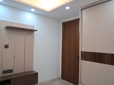 Bedroom Image of 1350 Sq.ft 3 BHK Builder Floor for sale in Paschim Vihar New Delhi for Rs. 27500000