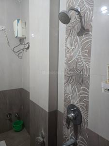 Bathroom Image of 1200 Sq.ft 2 BHK Apartment / Flat for rent in Omkar Nagar Nagpur for Rs. 24000
