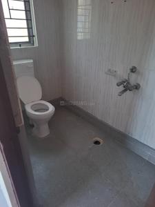 Bathroom Image of 1000 Sq.ft 2 BHK Apartment / Flat for rent in Uzan Bazar Guwahati for Rs. 20000