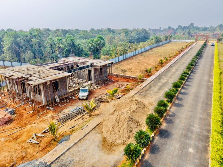 Sai Nivas Main Image 1