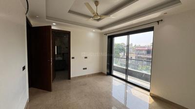 Bedroom Image of 2034 Sq.ft 3 BHK Apartment / Flat for sale in Ivory County Phase 1, Sector 115 Noida for Rs. 35000000