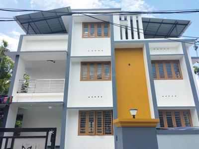 Image of 2512 Sq.ft 6 BHK Independent House for rent in Thrippunithura, Kochi for Rs. 52000