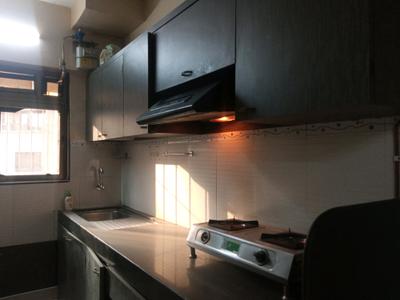 Kitchen Image of 600 Sq.ft 1 BHK Apartment / Flat for sale in Colaba Mumbai for Rs. 25000000