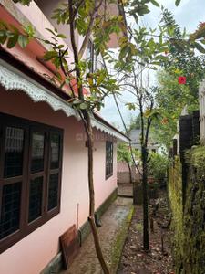 Balcony Image of 1700 Sq.ft 4 BHK Independent House for sale in Thariyode Wayanad for Rs. 5400000