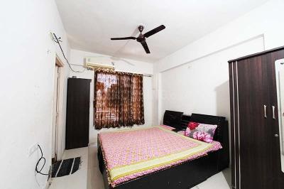 Bedroom Image of 1440 Sq.ft 3 BHK Apartment / Flat for sale in Dev Parisar, Vaishno Devi Circle Ahmedabad for Rs. 7200000