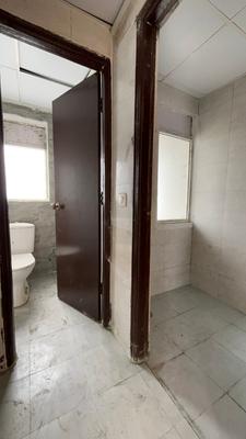 Bathroom Image of 585 Sq.ft 1 BHK Apartment / Flat for sale in Amrapali Dream Valley 2, Noida Extension Greater Noida for Rs. 4490000