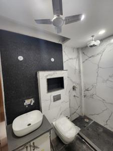 Bathroom Image of 2475 Sq.ft 4 BHK Builder Floor for rent in Puri Aanand Vilas, Sector 81 Faridabad for Rs. 55000