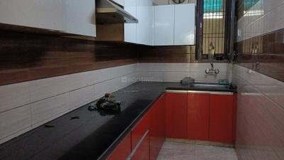 Kitchen Image of 1600 Sq.ft 3 BHK Apartment / Flat for rent in Sarvahit Apartments, Sector 17 Dwarka New Delhi for Rs. 40000