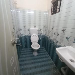 Bathroom Image of 1020 Sq.ft 2 BHK Apartment / Flat for sale in Ramanayapeta Kakinada for Rs. 4800000