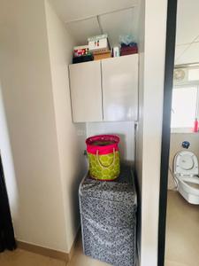 Bathroom Image of 600 Sq.ft 1.5 BHK Apartment / Flat for sale in Runwal Forests, Kanjurmarg West Mumbai for Rs. 14000000