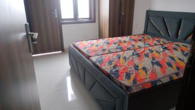 Bedroom Image of 500 Sq.ft 1 BHK Apartment / Flat for rent in Chhattarpur New Delhi for Rs. 20000
