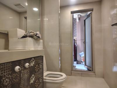 Bathroom Image of 1400 Sq.ft 3 BHK Apartment / Flat for sale in Hiranandani Estate Rodas Enclave, Hiranandani Estate Thane for Rs. 32000000