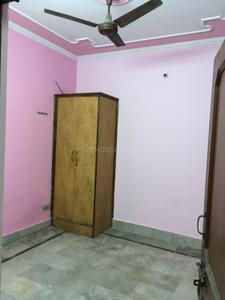 Bedroom Image of 1500 Sq.ft 4 BHK Builder Floor for sale in Shahdara New Delhi for Rs. 9200000