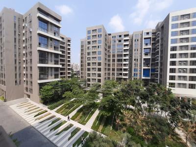 Balcony Image of 2000 Sq.ft 3.5 BHK Apartment / Flat for sale in PS Vinayak Navyom, New Alipore Kolkata for Rs. 37000000
