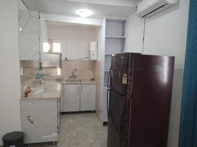Kitchen Image of 600 Sq.ft 1 BHK Apartment / Flat for rent in Vasant Kunj New Delhi for Rs. 32000