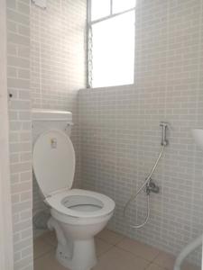 Bedroom One Image of 615 Sq.ft 2 BHK Apartment / Flat for sale in Oxford Square, Berunanpukhuria Kolkata for Rs. 1800000