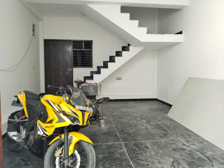 Sector 104 Main Image 1