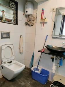 Common Bathroom One Image of 900 Sq.ft 3 BHK Independent House for sale in Airoli Navi Mumbai for Rs. 21000000