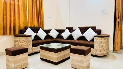 Image of 940 Sq.ft 2 BHK Apartment / Flat for rent in Palasia, Indore for Rs. 30000