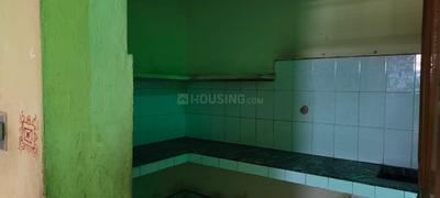Bathroom Image of 450 Sq.ft 1 BHK Independent House for rent in Yashoda Nagar Kanpur for Rs. 4500