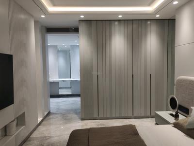 Bedroom Image of 2200 Sq.ft 4 BHK Apartment / Flat for sale in Vile Parle West Mumbai for Rs. 100000000
