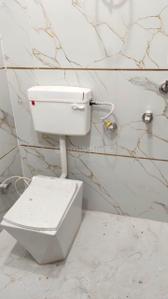 Bathroom Image of 200 Sq.ft 1 RK Apartment / Flat for rent in Gandhi Ganj Katni for Rs. 4500