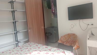 Bedroom Image of 800 Sq.ft 2 BHK Apartment / Flat for rent in Godrej Tranquil, Kandivali East Mumbai for Rs. 57500