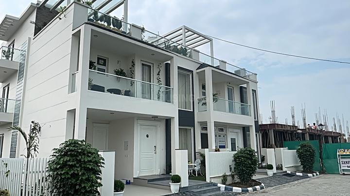 Sanfran Estate Main Image 1