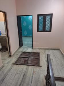 Image of 450 Sq.ft 2 BHK Builder Floor for rent in Mahavir Enclave, New Delhi for Rs. 9000