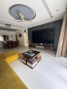 Hall Image of 1315 Sq.ft 2 BHK Apartment / Flat for sale in Vascon Forest County, Kharadi Pune for Rs. 18000000