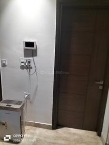 Bedroom Image of 1300 Sq.ft 4 BHK Builder Floor for rent in Sector 3 Rohini New Delhi for Rs. 47000